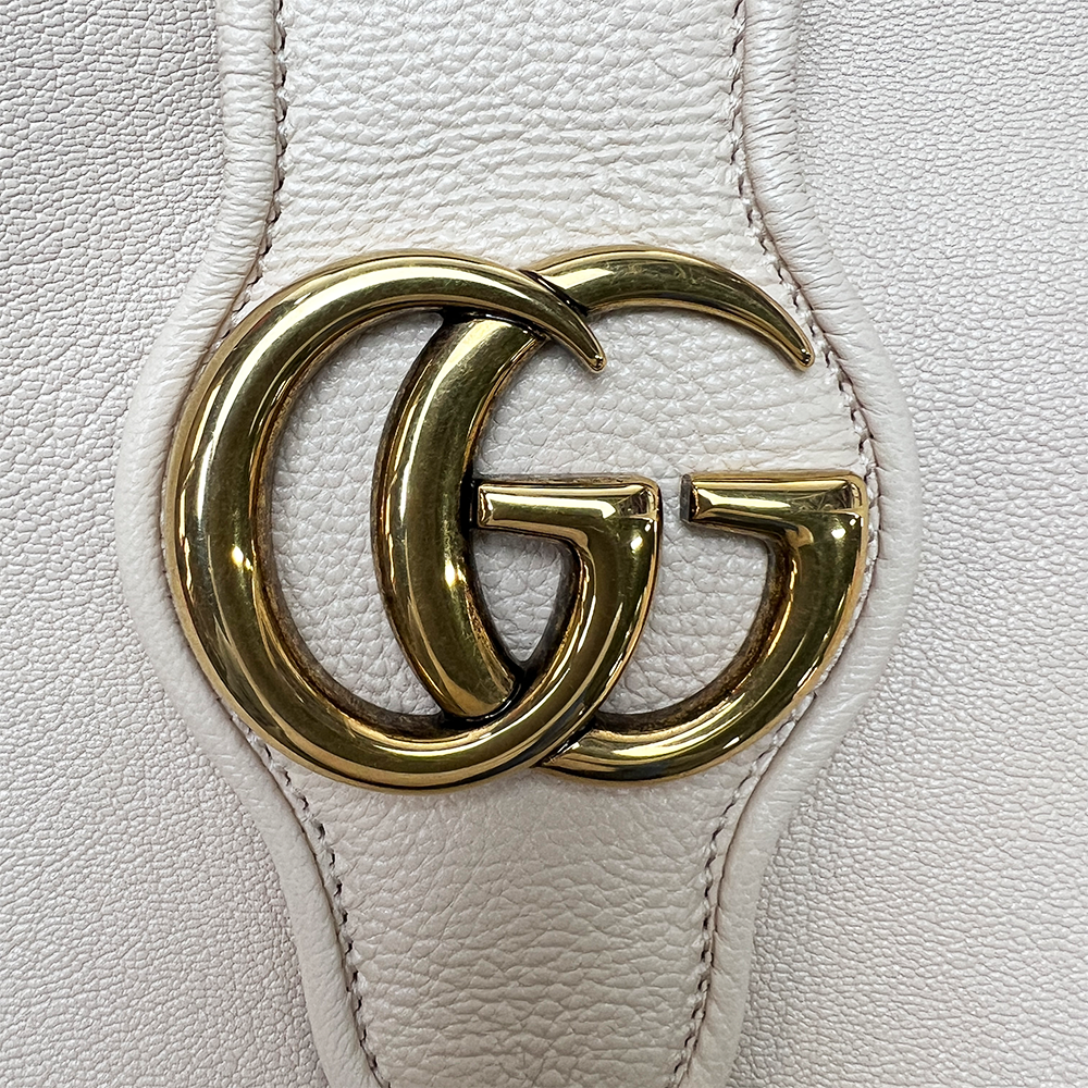 アフロディーテ ミディアム 726274