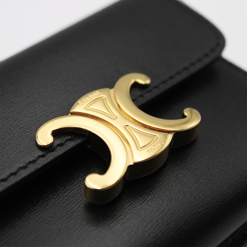 トリオンフ スモールフラップウォレット カーフスキン ブラック