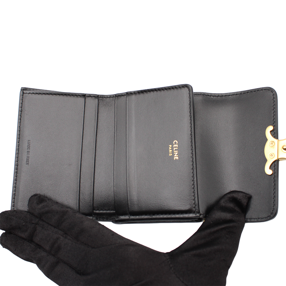 トリオンフ スモールフラップウォレット カーフスキン ブラック