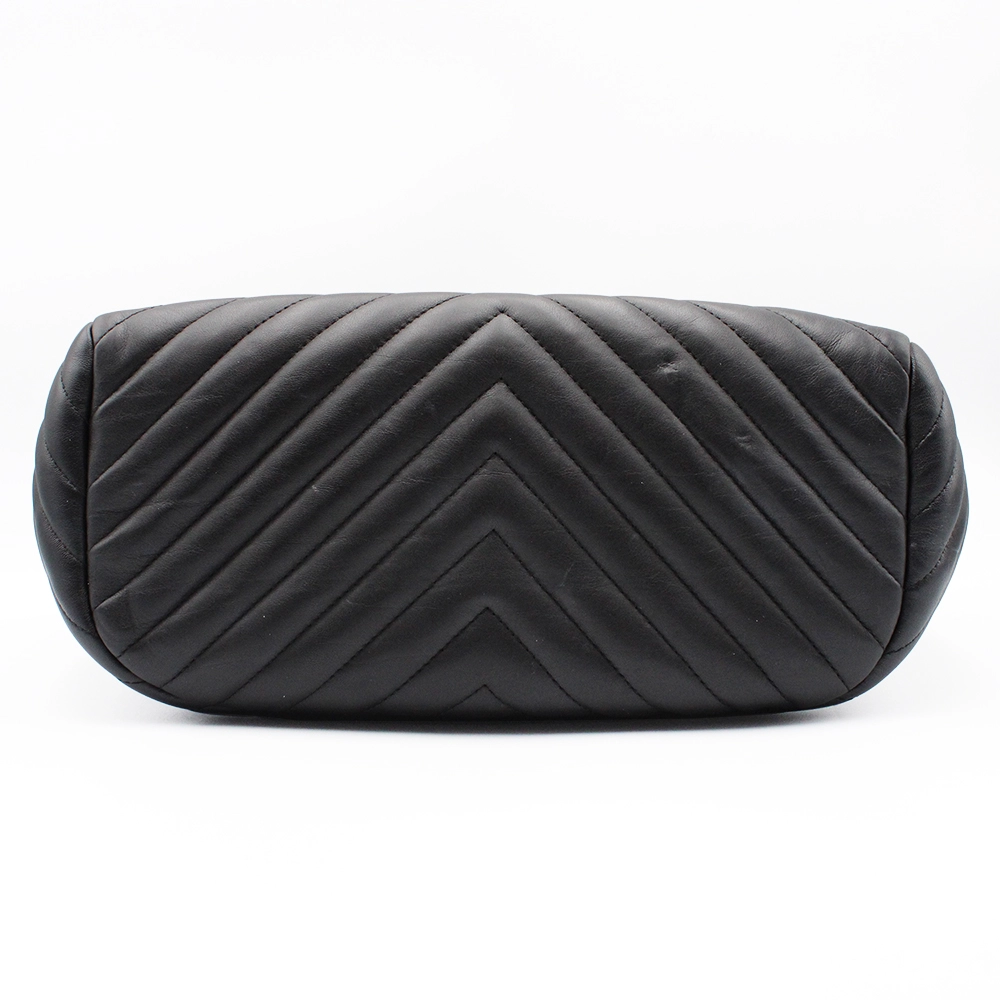 シャネル Vステッチ バックパック バッグ ラムスキン