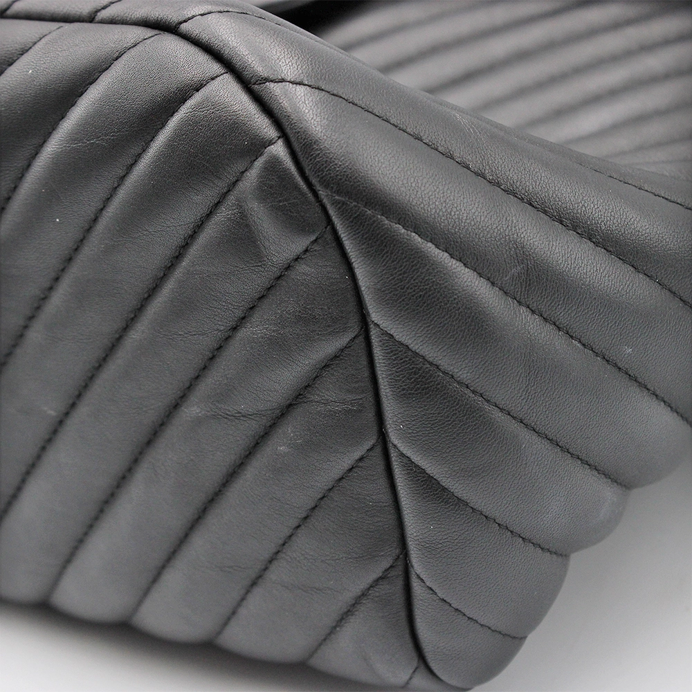 シャネル Vステッチ バックパック バッグ ラムスキン