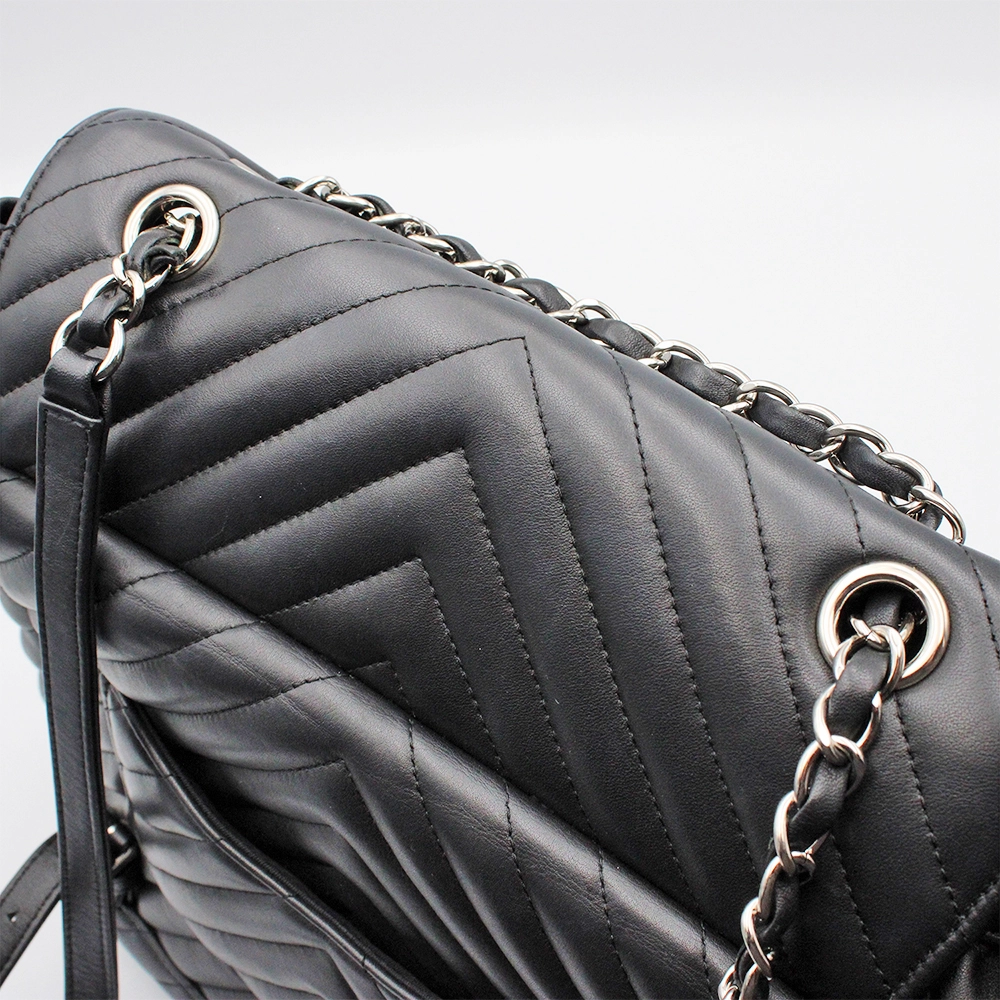 シャネル Vステッチ バックパック バッグ ラムスキン