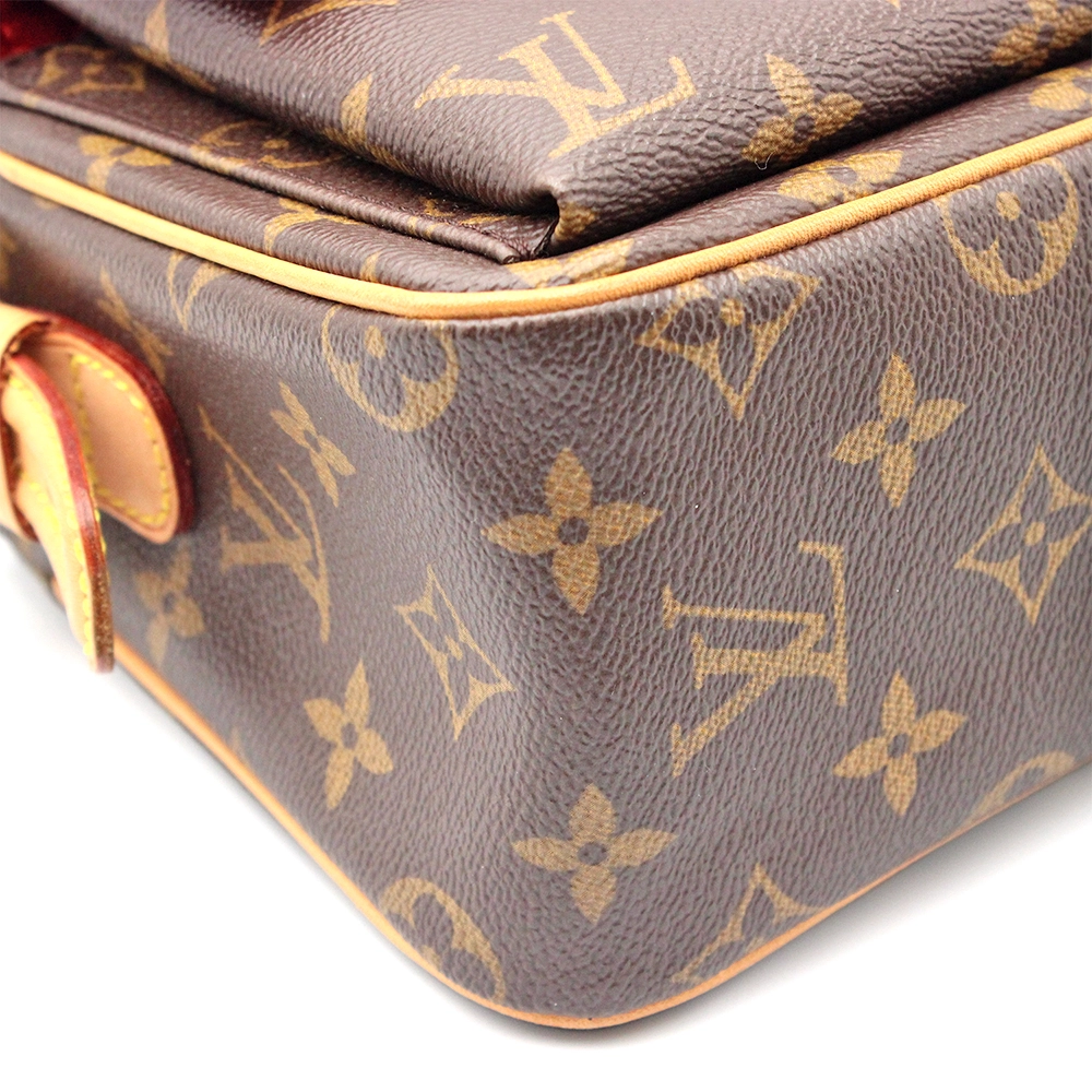 ヴィバシテMM モノグラム ショルダーバッグ バッグ PVCコーティングキャンバス レザー ブラウン系 M51164