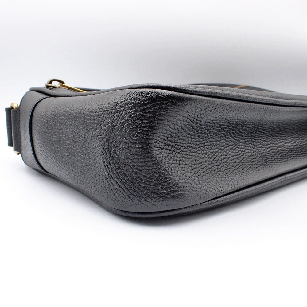 ロゴプリント ショルダーバッグ 523589