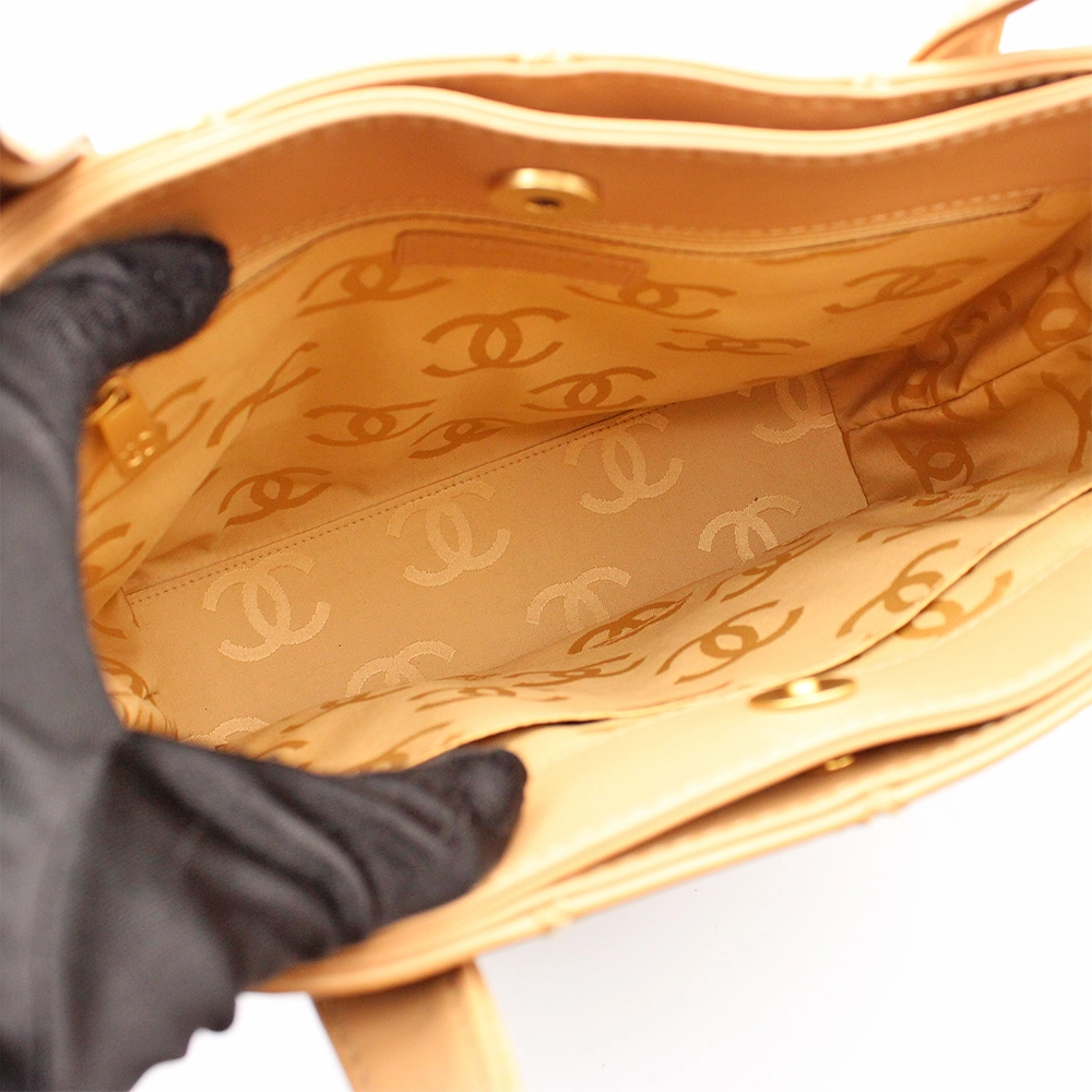 ワイルドステッチ ラムスキン