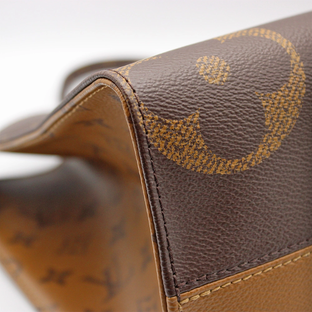 オンザゴーMM モノグラムジャイアント リバース トートバッグ バッグ PVCコーティングキャンバス レザー レディース ブラウン系