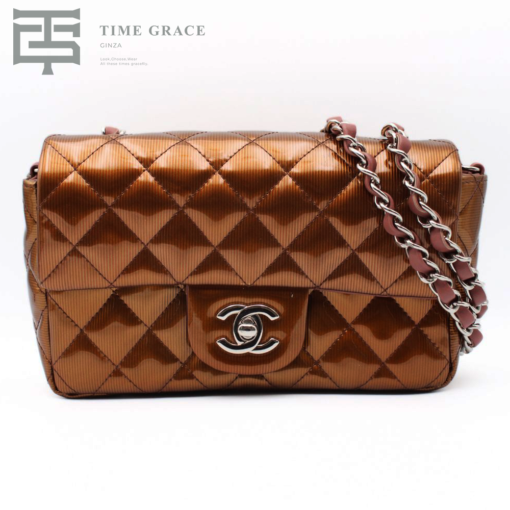 マトラッセ20　ショルダーバッグ　パテントレザーブラウン 17番台