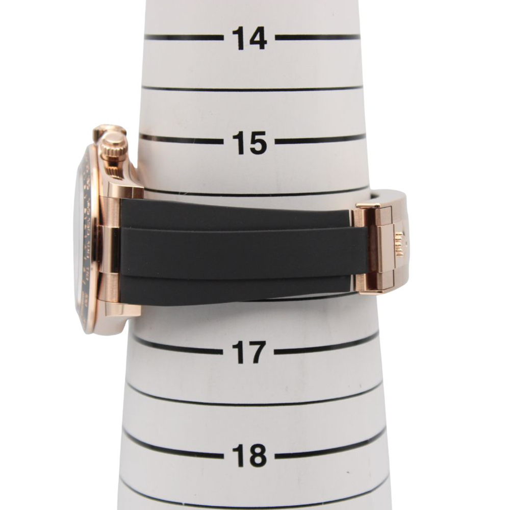 コスモグラフ デイトナ 126515LN ブライトブラック&サンダスト