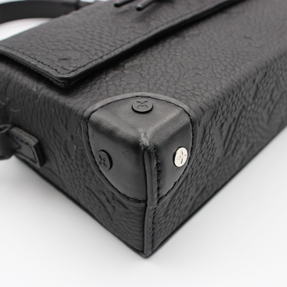 モノグラムトリヨン　スティーマー・ウェアラブル ウォレット