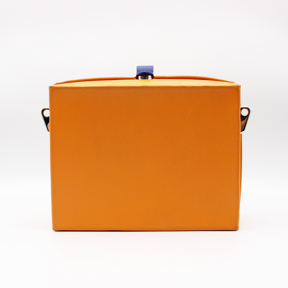 ショッパークラッチバッグ