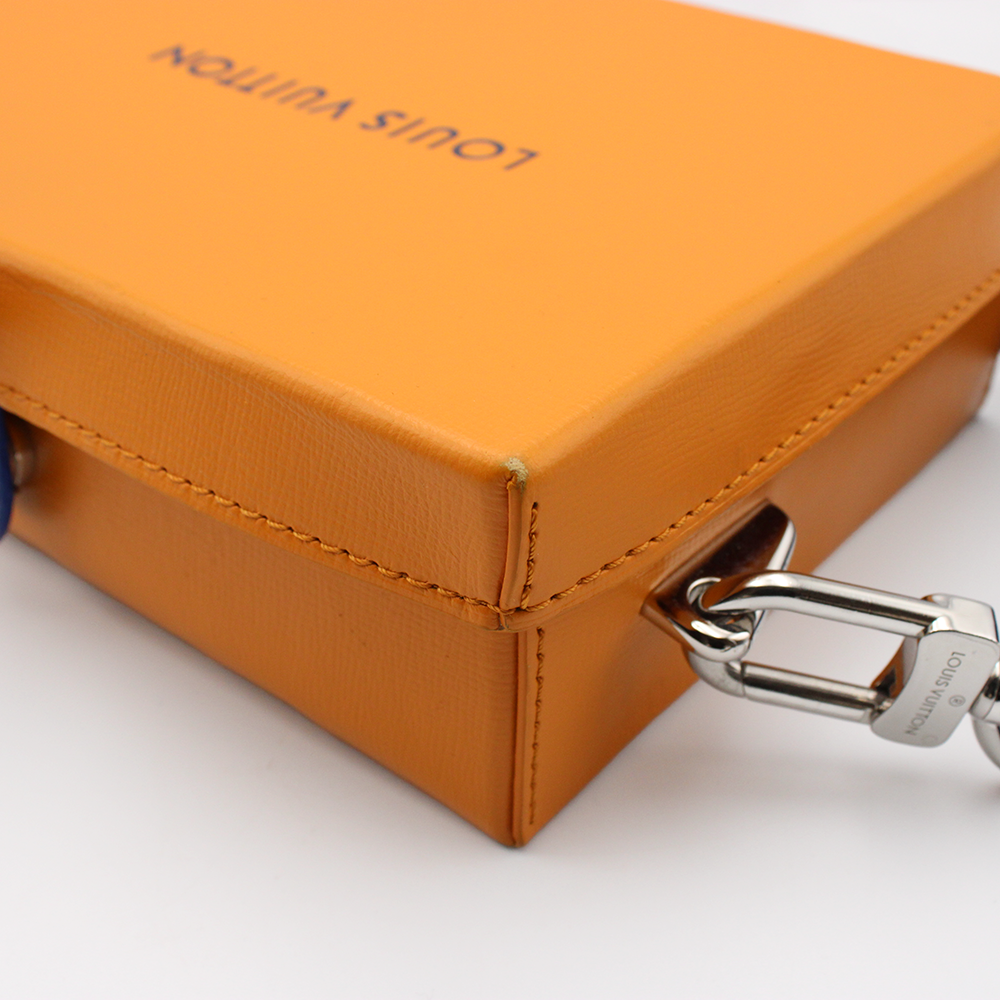 ショッパークラッチバッグ