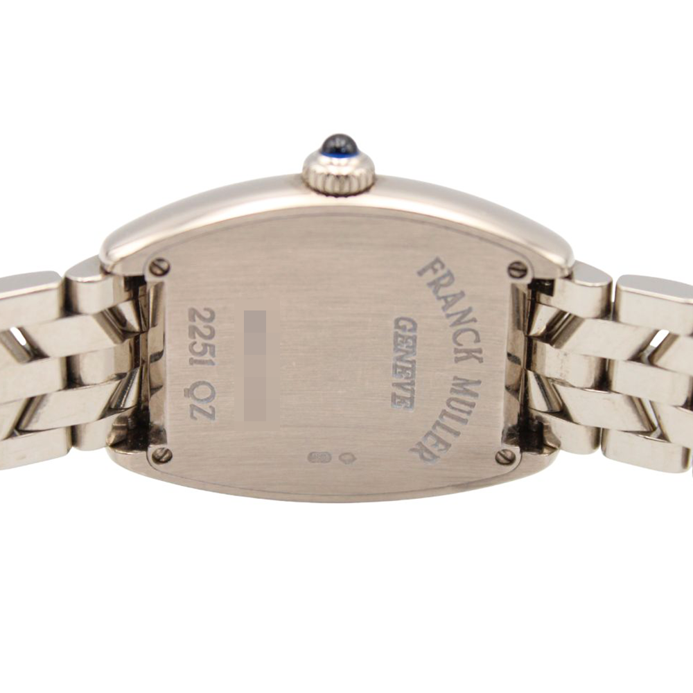 トノーカーベックス ホワイトゴールド