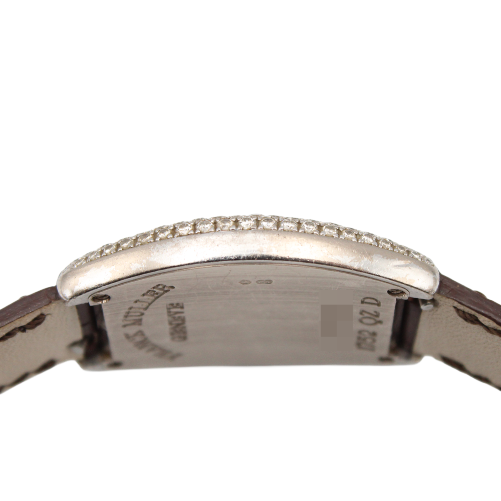 トノー・カーベックス