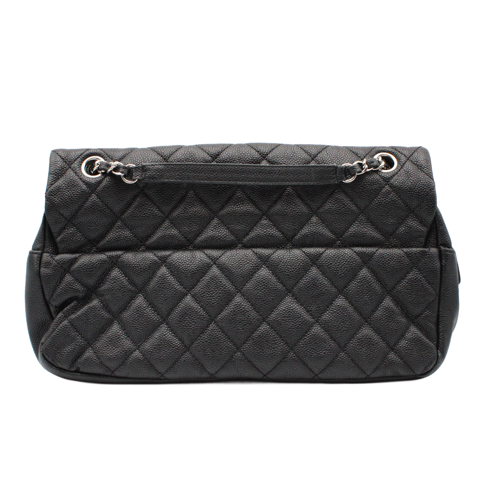 マトラッセ30 キャビアスキン シングルチェーンショルダー