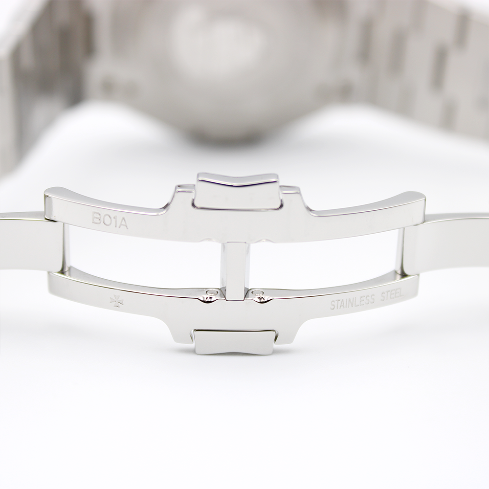 オーヴァーシーズ クロノグラフ 49150/B01A