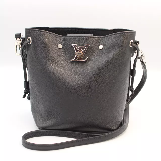 LVロゴ ナノロックミーバケット M68709