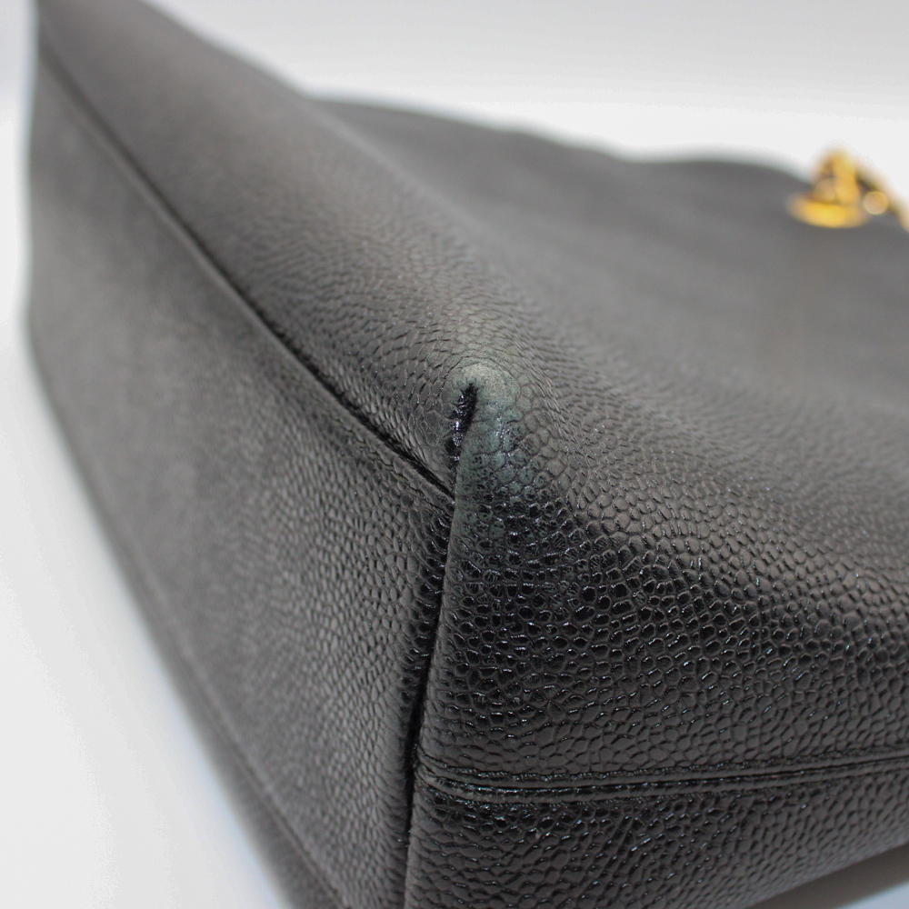 ロゴ刺繍 チェーントート キャビアスキン ブラック