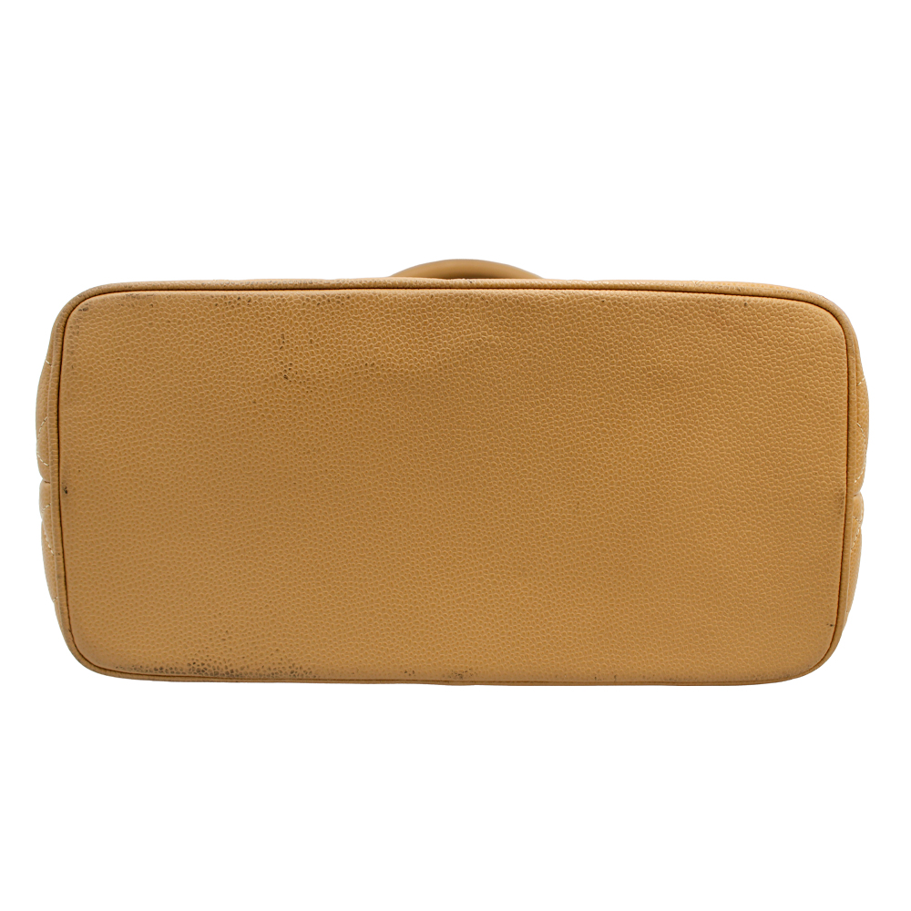 キャビアスキントートベージュ