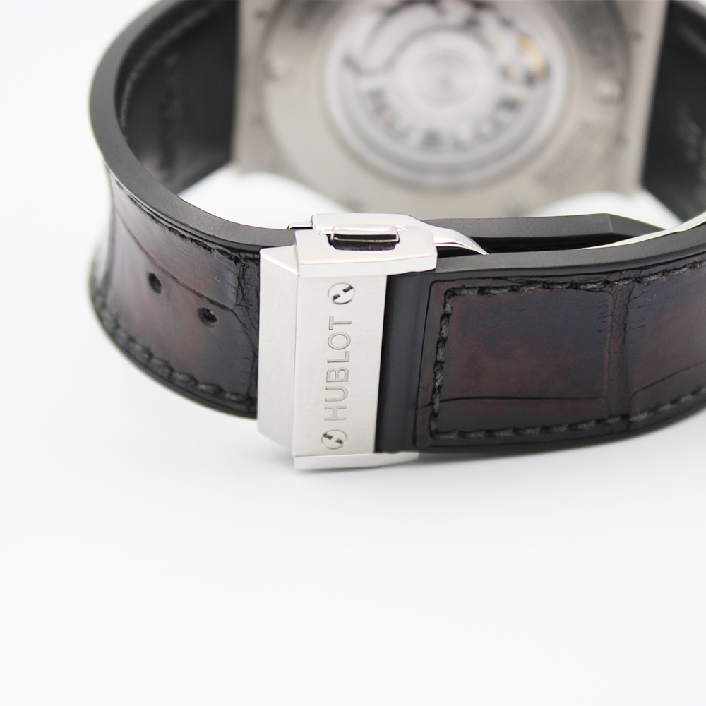 クラシックフュージョン チタニウム 511.NX.1171.LR