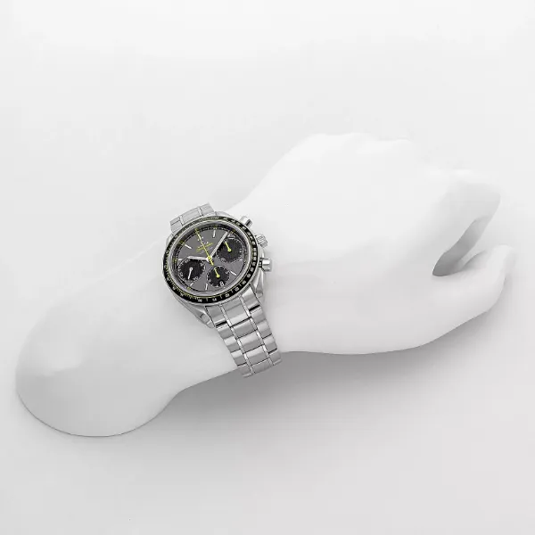 スピードマスター レーシング コーアクシャル クロノグラフ 40 MM